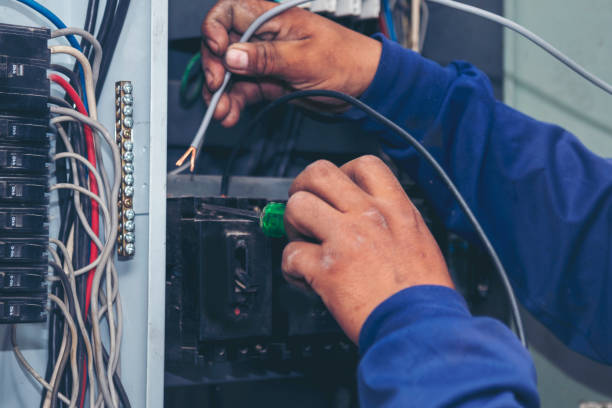Best Emergency Electrician Near Me  in Lake Clarke Shores, FL